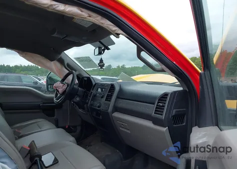 2019 Ford Super Duty F-250 Srw Xl z USA, uszkodzony, nr VIN 1FTBF2B6XKED49175